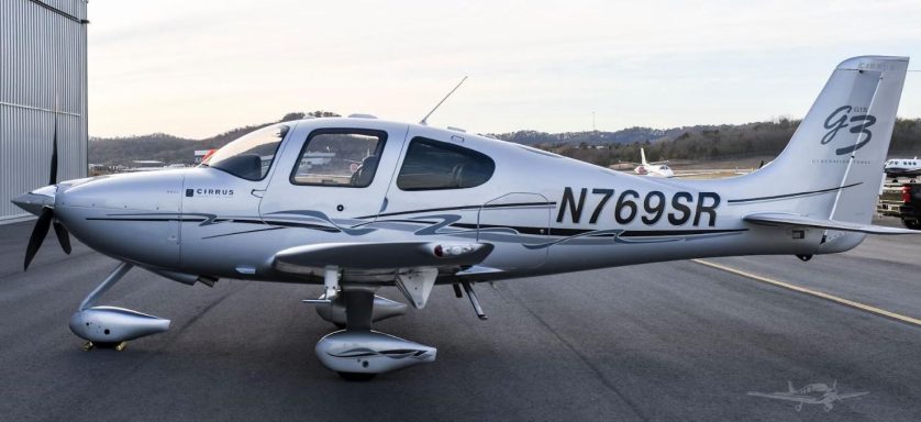 SR22_G3_KBTR_Baton_Rouge_Rental-N769SR-